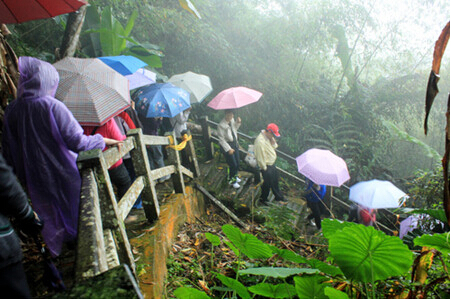 多雨天气野外徒步注意6大事项